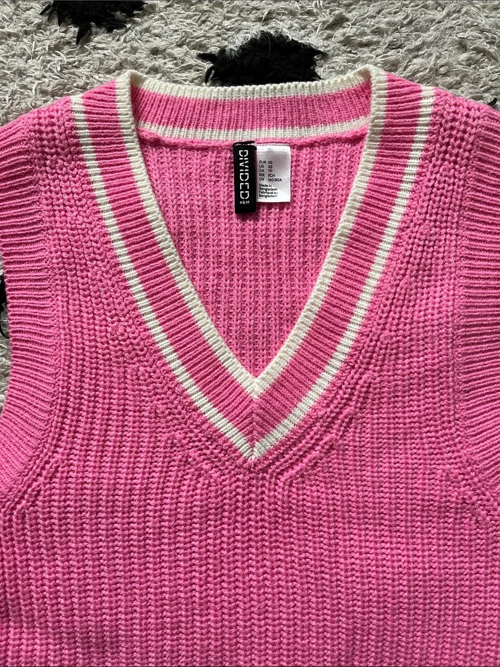 H&M size XS Pink and White V-Neck varsity Knit Vest